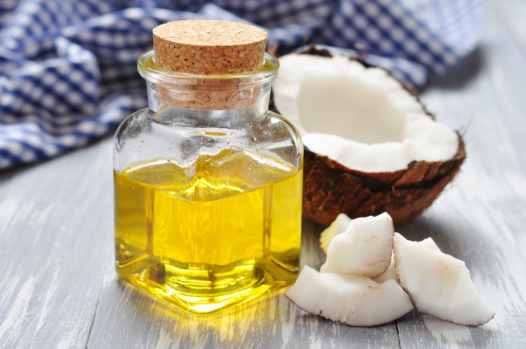 नारियल तेल coconut oil benefits in hindi