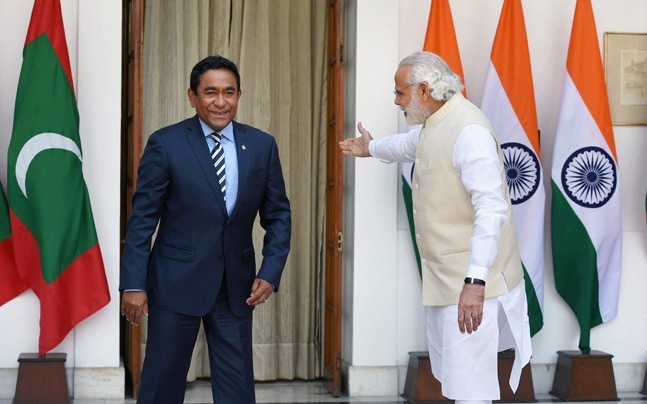 मालदीव अखबार भारत चीन