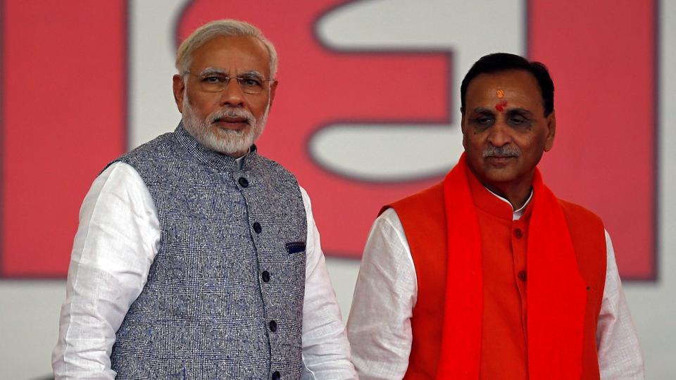 मोदी के साथ रुपाणी