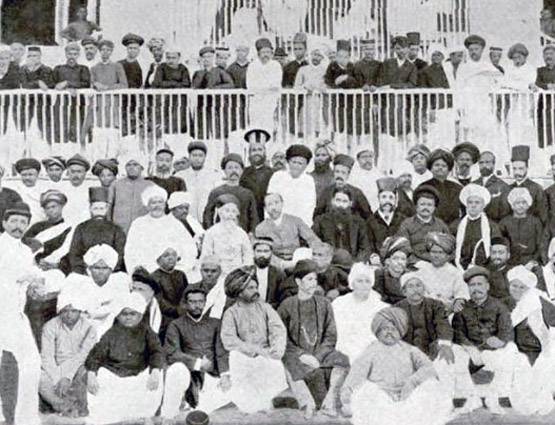 1885 में कांग्रेस अपने स्थापना दिवस के मोके पर