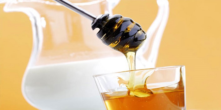 शहद और दूध के फायदे benefits of milk with honey in hindi