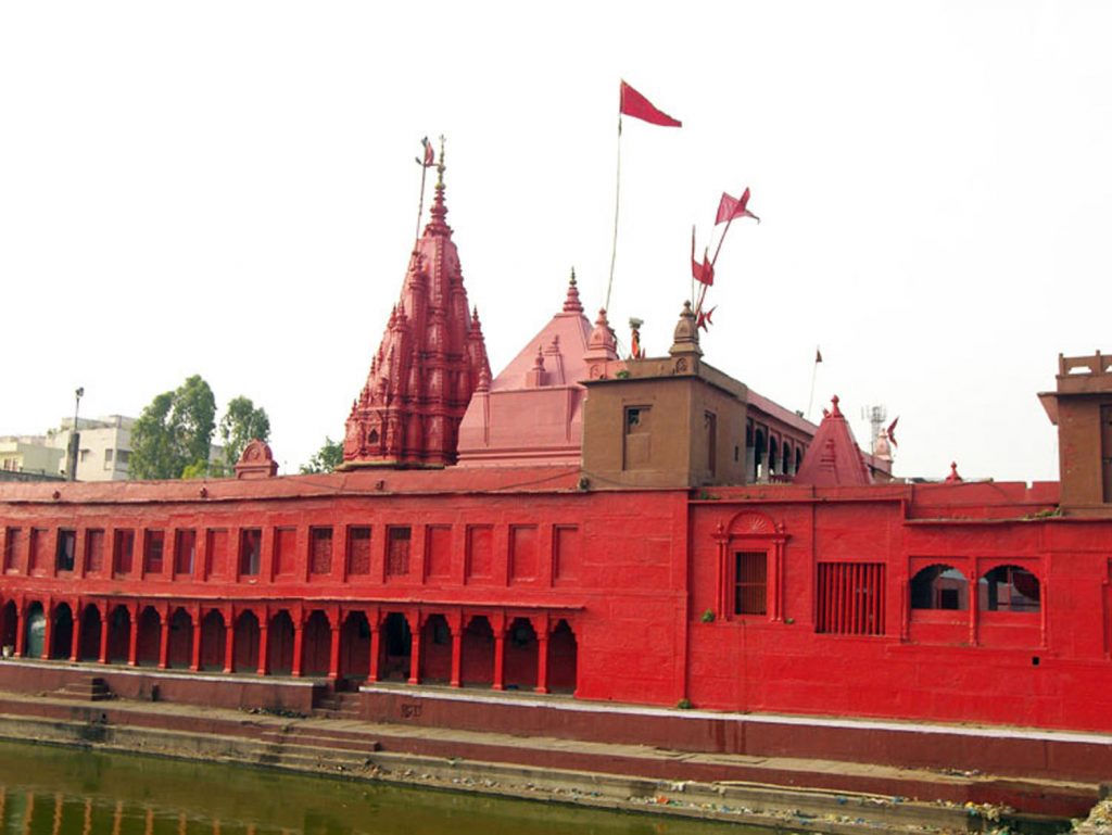 दुर्गा मंदिर वाराणसी