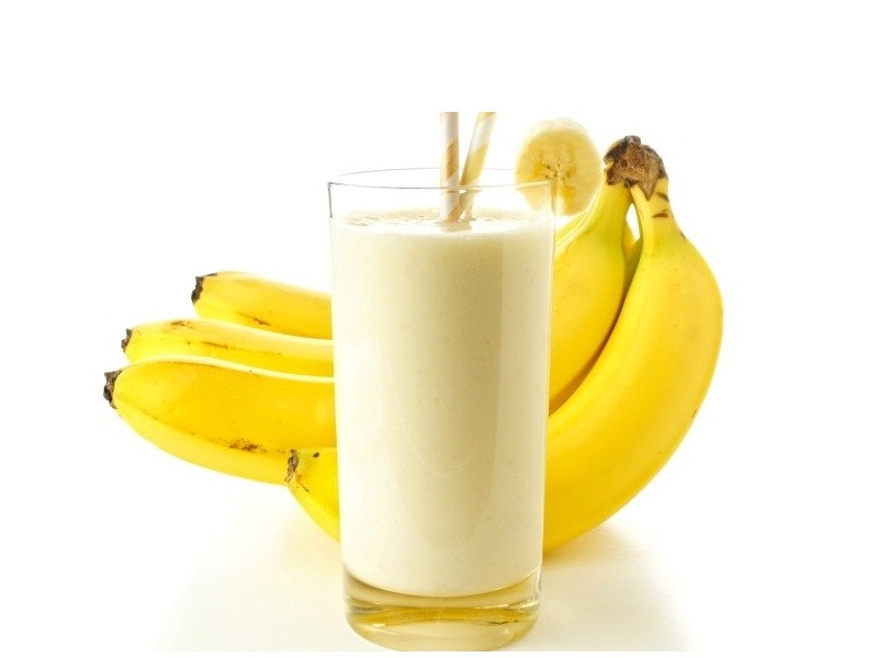 केला और दूध खाने के फायदे और सही समय, banana and milk benefits in hindi,  side effects