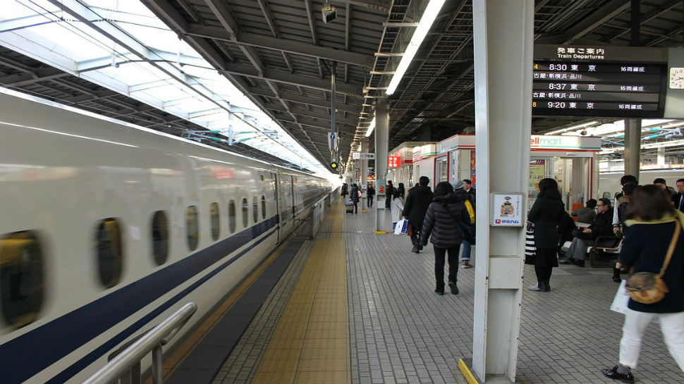 जापान की बुलेट ट्रेन