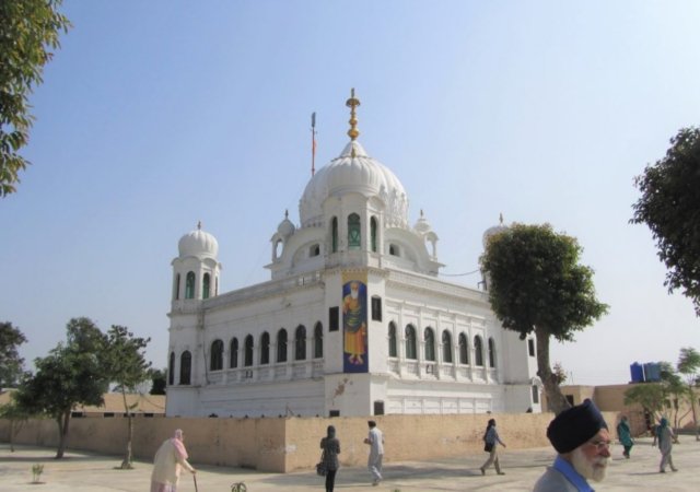 पाकिस्तान में स्थित करतारपुर साहिब गुरुद्वारा