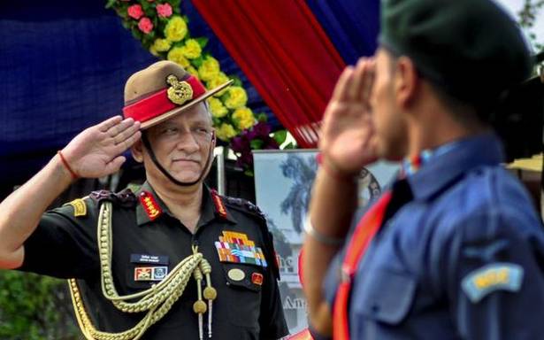 भारतीय आर्मी प्रमुख बिपिन रावत