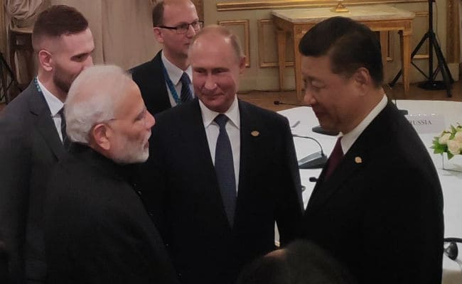 जी-20 सम्मेलन में त्रिपक्षीय मुलाकात