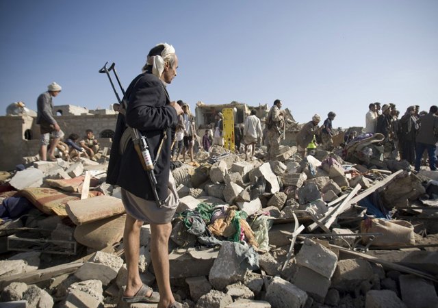 यमन में विद्रोही और तहस नहस माहौल