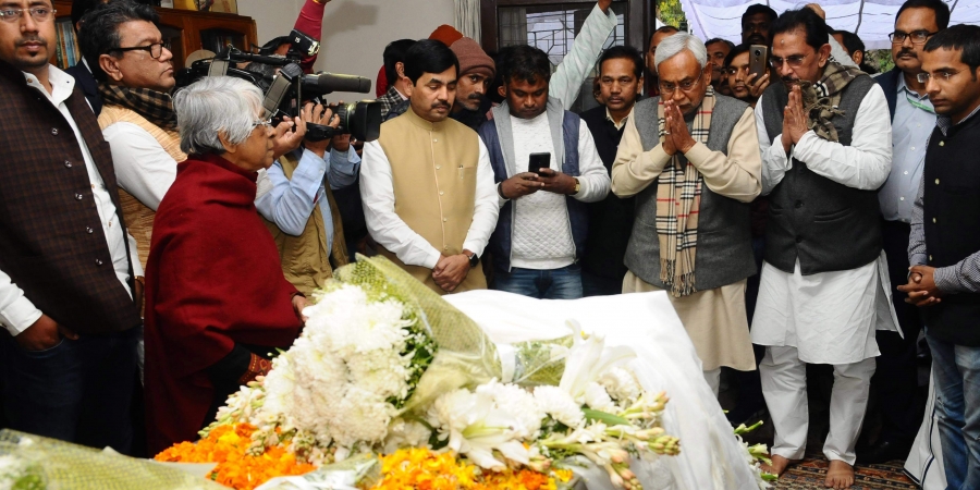 जॉर्ज फर्नांडिस की मृत्यु से शोकग्रस्त नितीश कुमार, कहा-मैं पटना उनके अंतिम संस्कार के बाद ही जाऊंगा