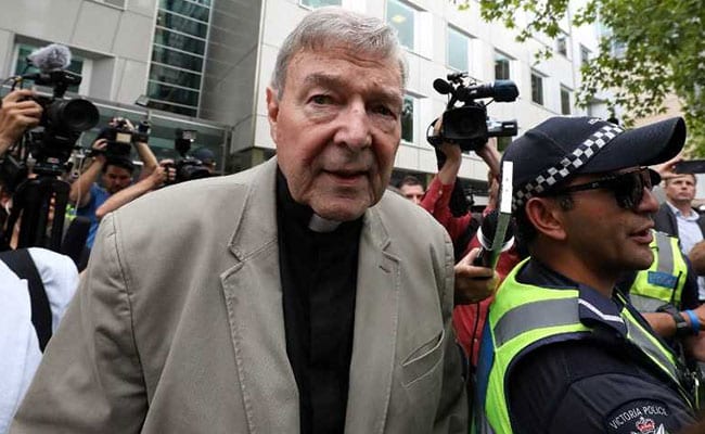 ऑस्ट्रेलिया के पादरी गिरफ्तार