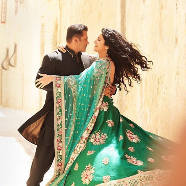 "ओह ओह जाने जाना" रीमेक: सलमान खान और कटरीना कैफ के गाने की शूटिंग हुई अभिनेत्री की वजह से स्थगित