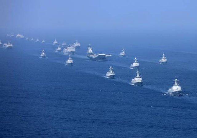 दक्षिणी चीनी सागर पर चीनी जहाज