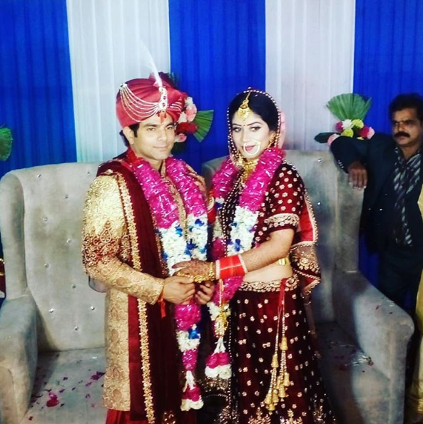 deepesh bhan with wife