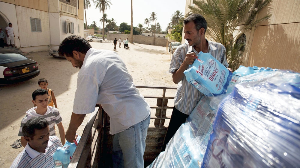 लीबिया में पानी सप्लाई की पाइपलाइन काटी