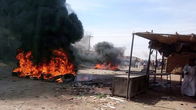 दक्षिणी सूडान के चार गाँवों में आग