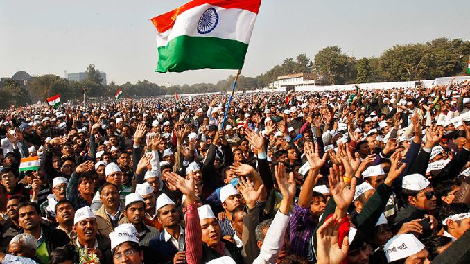 essay on democracy in india in hindi
