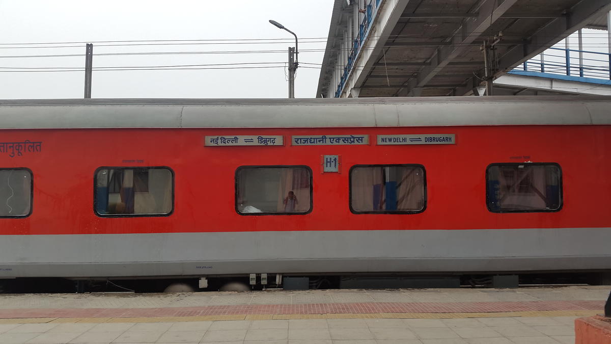 dibrugarh rajdhani express