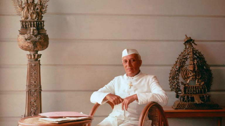 Essay on jawaharlal nehru in hindi, article, paragraph: जवाहरलाल नेहरू पर निबंध, लेख