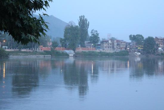jhelum river
