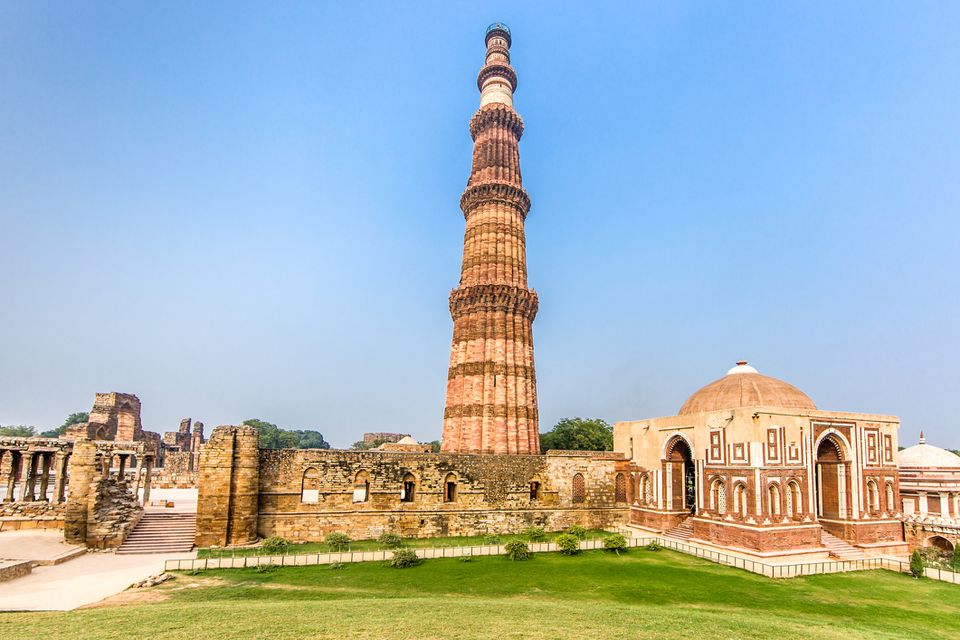 Essay on qutub minar in hindi, article, paragraph: कुतुब मीनार पर निबंध,  लेख, जानकारी