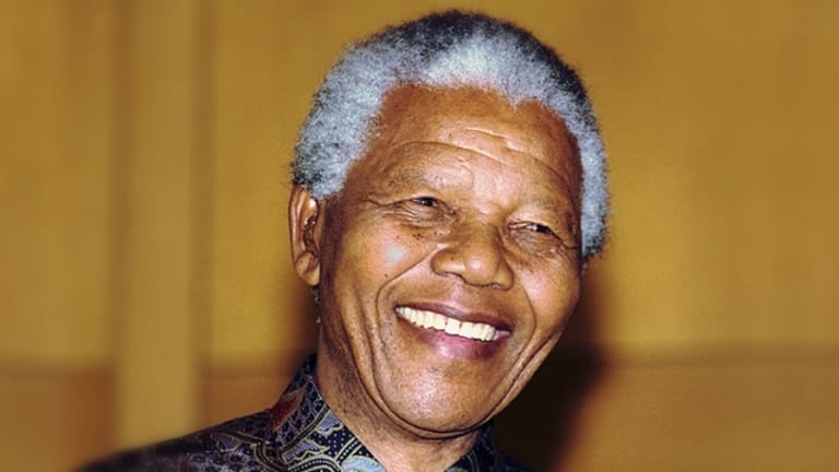 Nelson Mandela biography in hindi: नेल्सन मंडेला बायोग्राफी, जीवन परिचय,  अनमोल विचार, के बारे में जानकारी