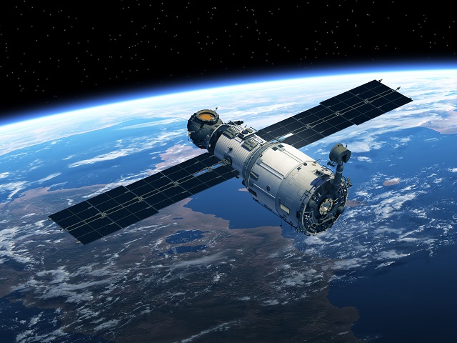 essay on artificial satellite in hindi