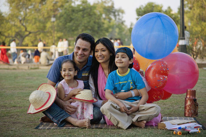essay on family picnic in hindi