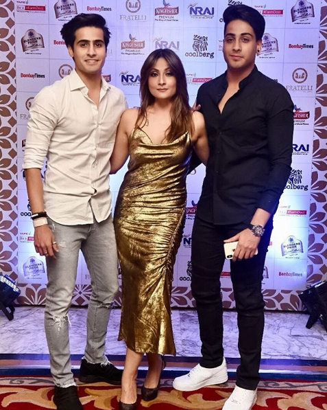 urvashi with her sons