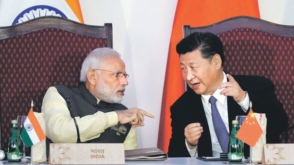 नरेंद्र मोदी और शी जिनपिंग