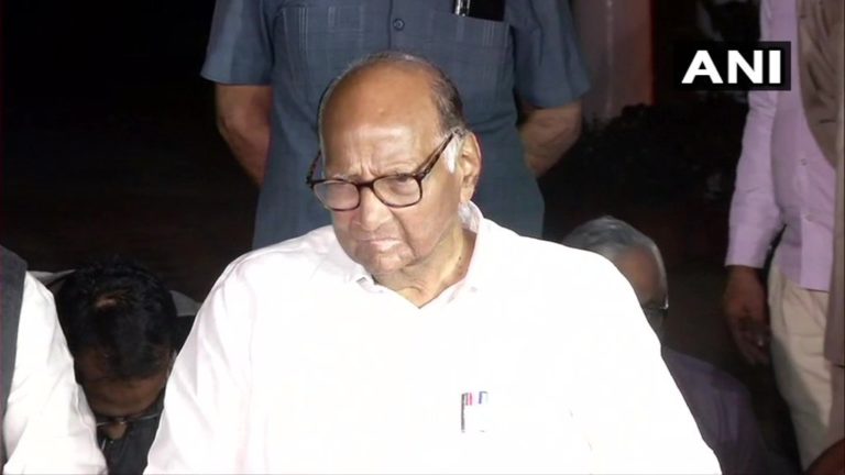 महाराष्ट्र सरकार गठन: शरद पवार ने की सोनिया गांधी से मुलाकात, बोले कांग्रेस-एनसीपी नेता फिर से मिलेंगें और आगे चर्चा करेंगे महाराष्ट्र सरकार गठन: शरद पवार ने की सोनिया गांधी से मुलाकात, बोले कांग्रेस-एनसीपी नेता फिर से मिलेंगें और आगे चर्चा करेंगे
