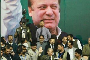 भ्रष्ट नवाज़ शरीफ के भाई शाहबाज शरीफ बने पाकिस्तान के नए प्रधानमंत्री; इमरान खान को हटाए जाने के विरोध में सड़कों पर उतरे लोग