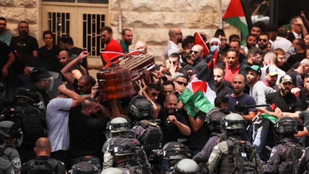 अल जज़ीरा पत्रकार के अंतिम संस्कार में इजरायली पुलिस द्वारा हिंसा पर अमेरिका ने जताई चिंता 