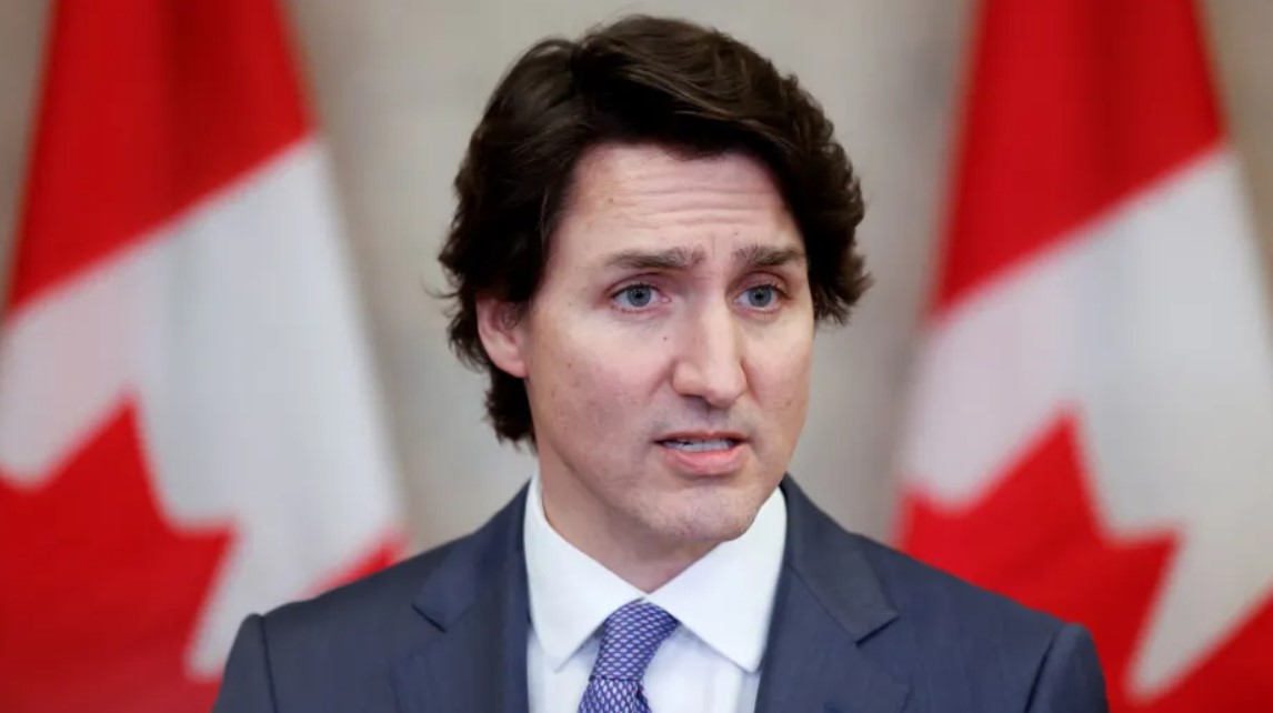 कनाडा के प्रधान मंत्री ने हैंडगन की बिक्री पर प्रतिबंध लगाने के प्रस्ताव की घोषणा की