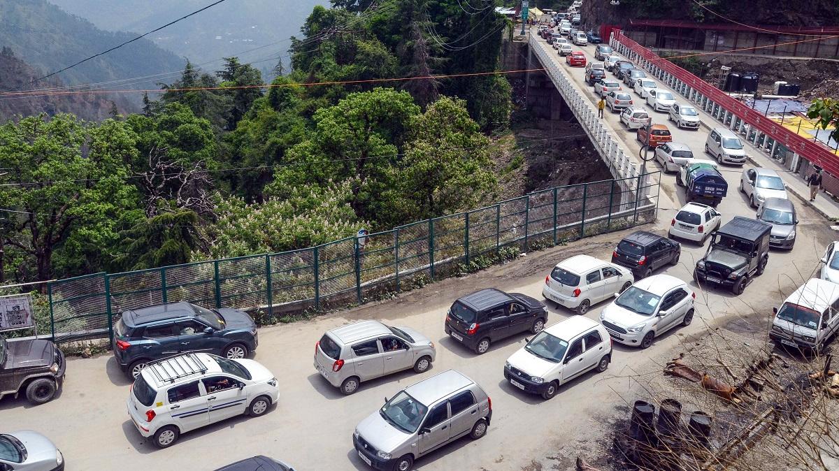 Tourists rushes towards Shimla